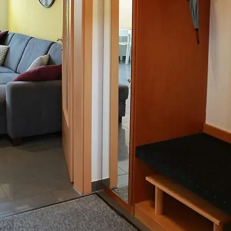 Mit Balkon Und Toller Aussicht