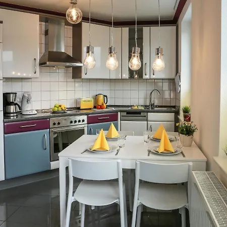 Appartement Mit Balkon Und Toller Aussicht *